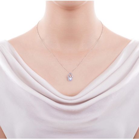 Pendentif et Boucles Masako du Japon. Perles Akoya, Or blanc, diamants