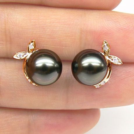 Boucles d'oreilles Bunny - Perles de Tahiti, or jaune, diamants sertis