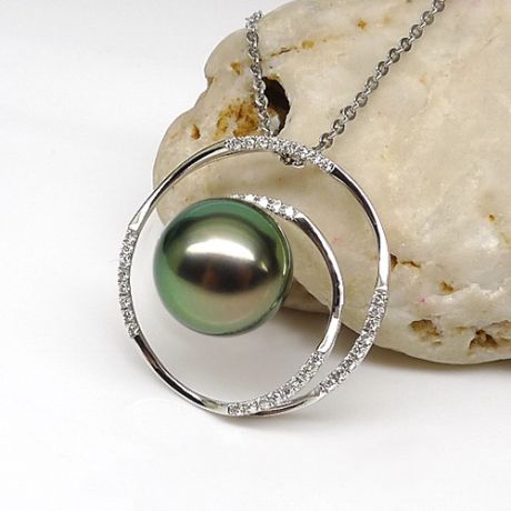 Pendentif cercle - La roue tourne - Perle de Tahiti - Or blanc, diamants