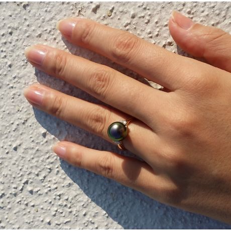 Bague solitaire perle de Tahiti - Or jaune, diamants sertis grains