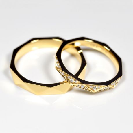 Alliance Homme Triangulaire - Or Jaune