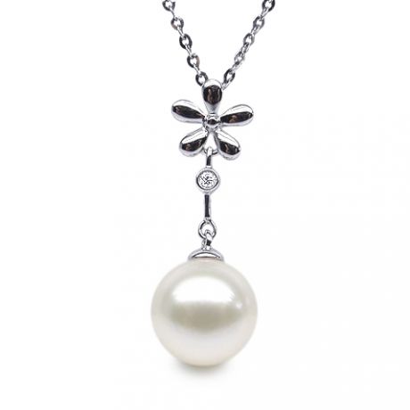 Pendentif fleur or blanc -  Perle eau douce blanche en suspension