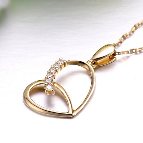 Pendentif coeur de papillon - Or jaune, diamants