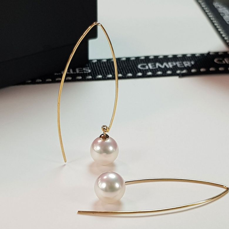 Crochet d'oreille Perle Akoya, Or Jaune. Less is more. Minimaliste - 1