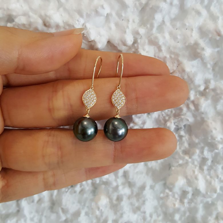 Boucles oreilles - Crochets perles de Tahiti -  Or jaune, diamants pavés - 1