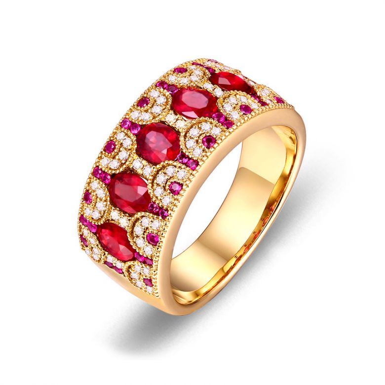Bague Orientale à Paris. Or jaune, Rubis et diamants - 1