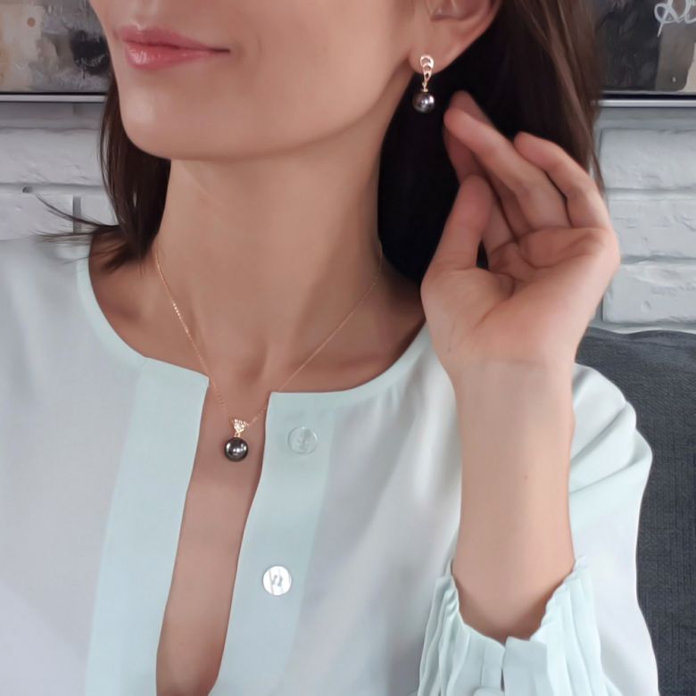 Boucles oreilles ailes de paon - Pendants or jaune - Perles Tahiti - 2