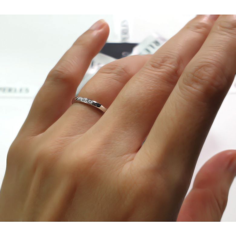 Alliance Femme. Platine. Diamants 0.040ct - 4