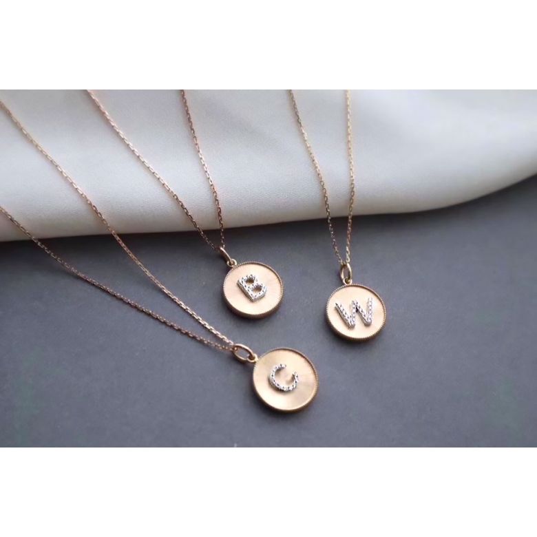 Pendentif Lettre de l'Alphabet - Vos initiales diamantées autour du cou - 21