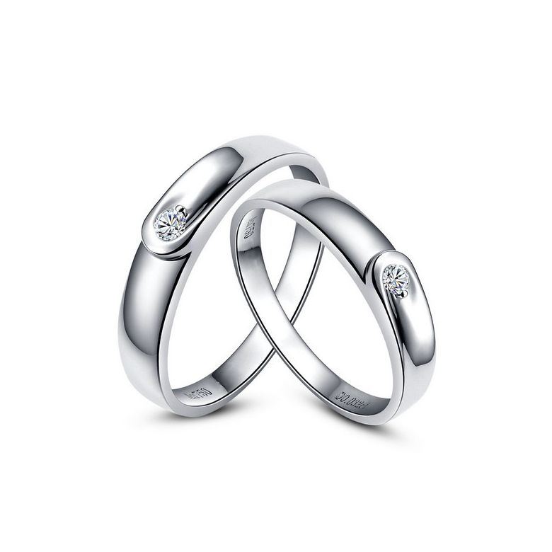 Megan & Mitchum Platine - 1