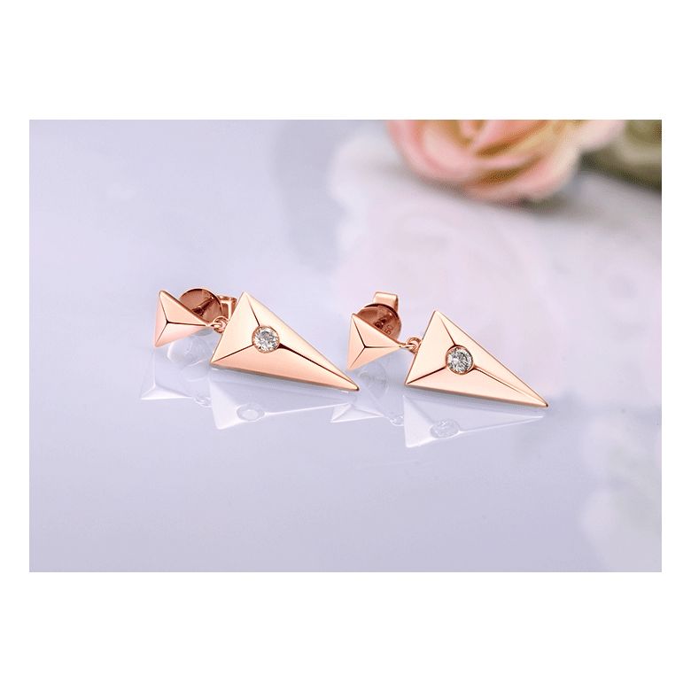 Pendants d'oreilles triangles Or jaune. Diamants 0.10ct - 7