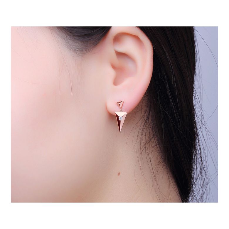 Pendants d'oreilles triangles Or rose. Diamants 0.10ct - 2