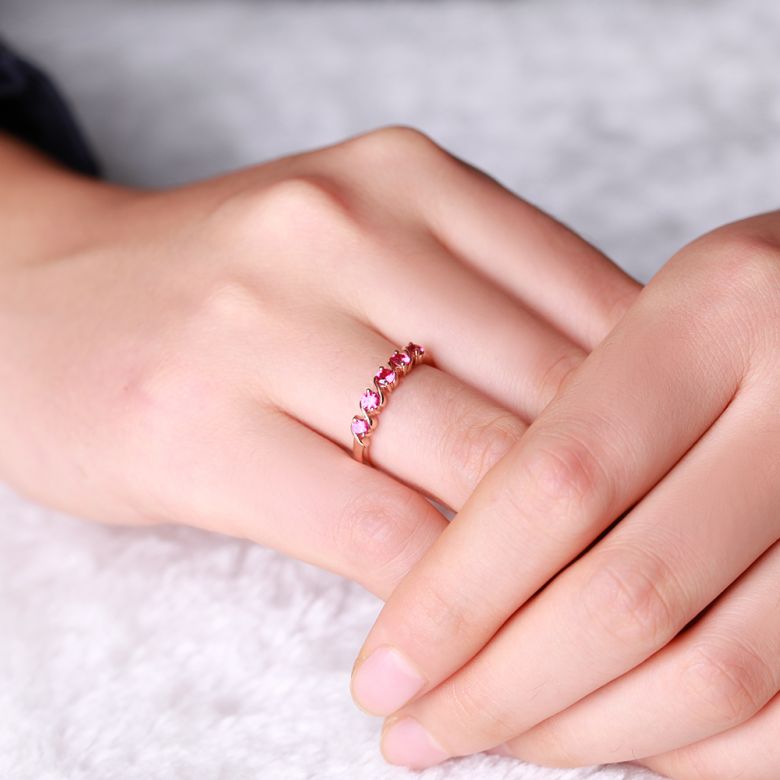 Bague Or Rose 5 rubis 0.50ct. Bandelettes Incurvées Vagues - 2
