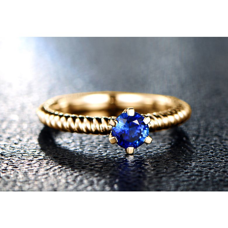 Bague or jaune monture torsadée. Saphir bleu 0.55ct - 4