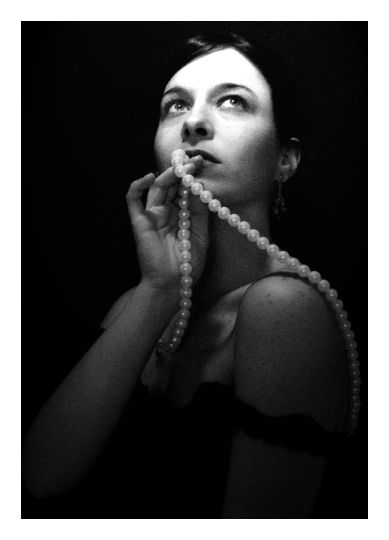 Perle fine naturelle issue d'une huître perlière